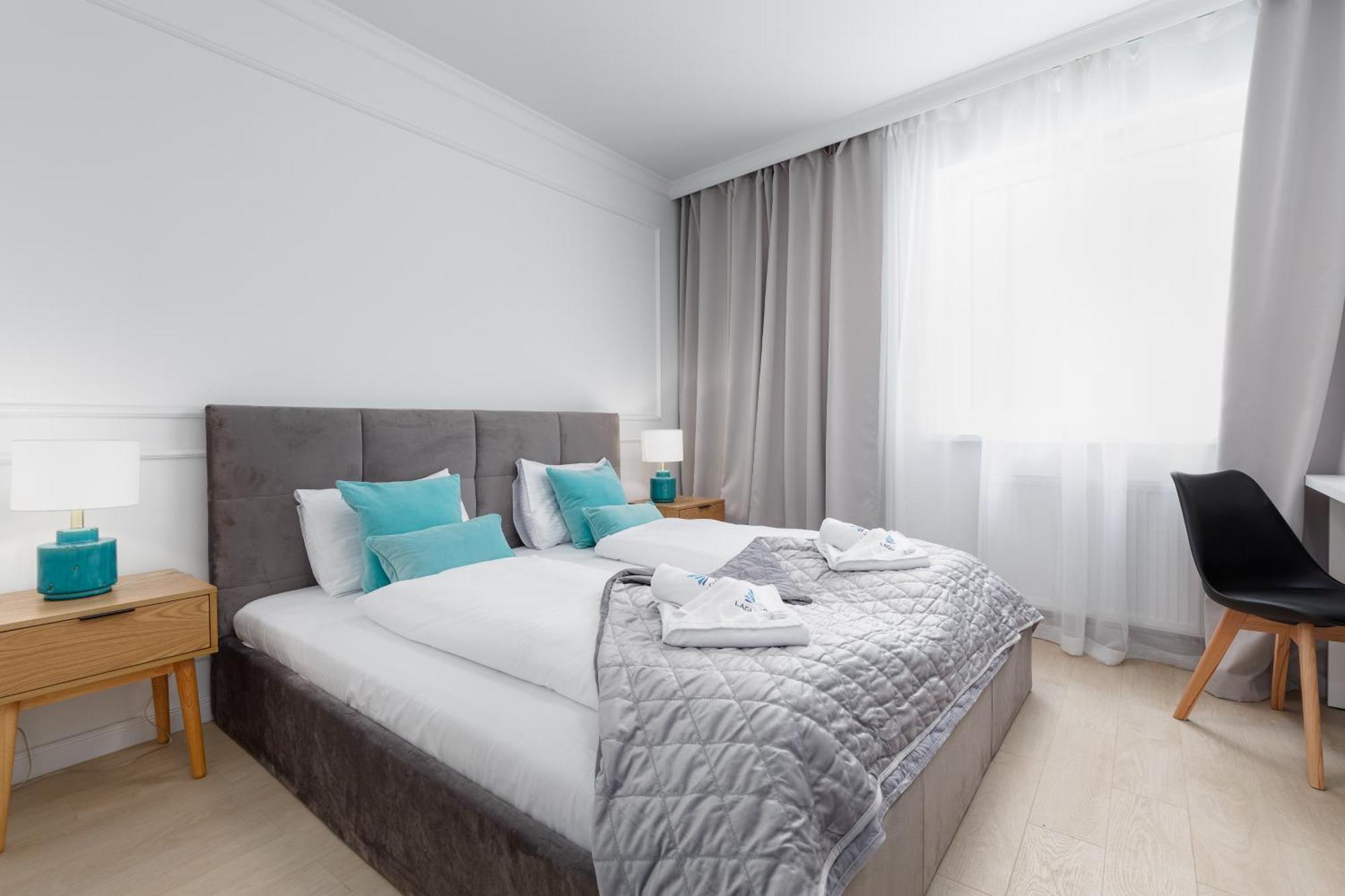 Plac Slowianski Apartments With Balcony Swinoujscie Center By Noclegi Renters Exteriör bild