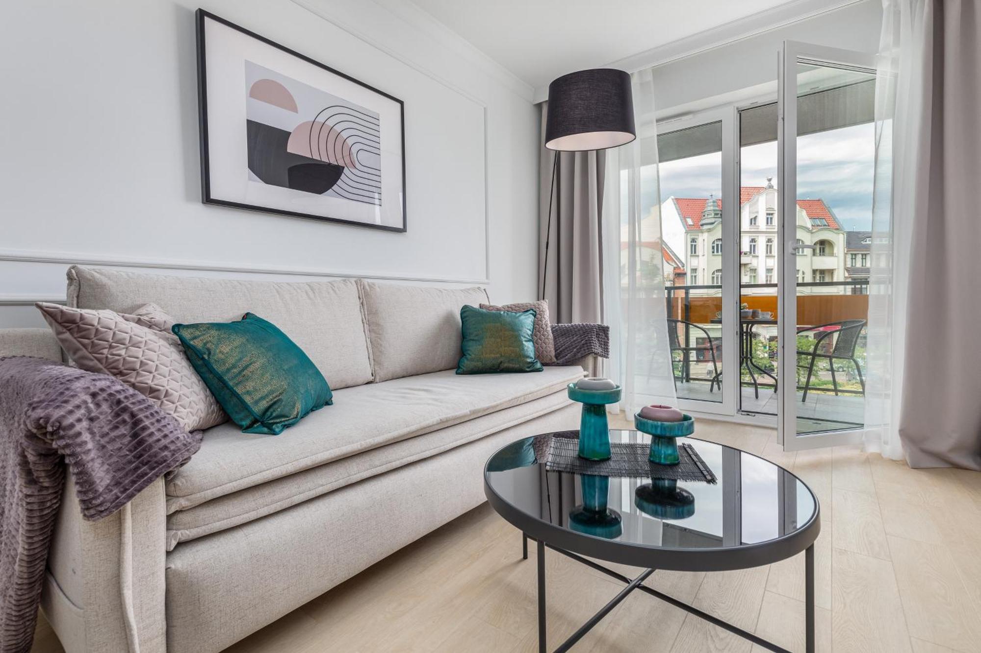 Plac Slowianski Apartments With Balcony Swinoujscie Center By Noclegi Renters Exteriör bild