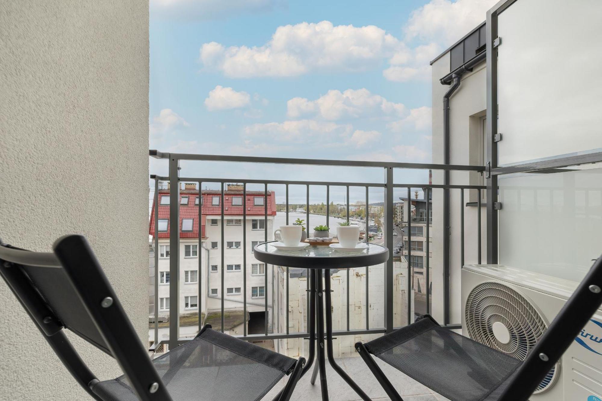 Plac Slowianski Apartments With Balcony Swinoujscie Center By Noclegi Renters Exteriör bild
